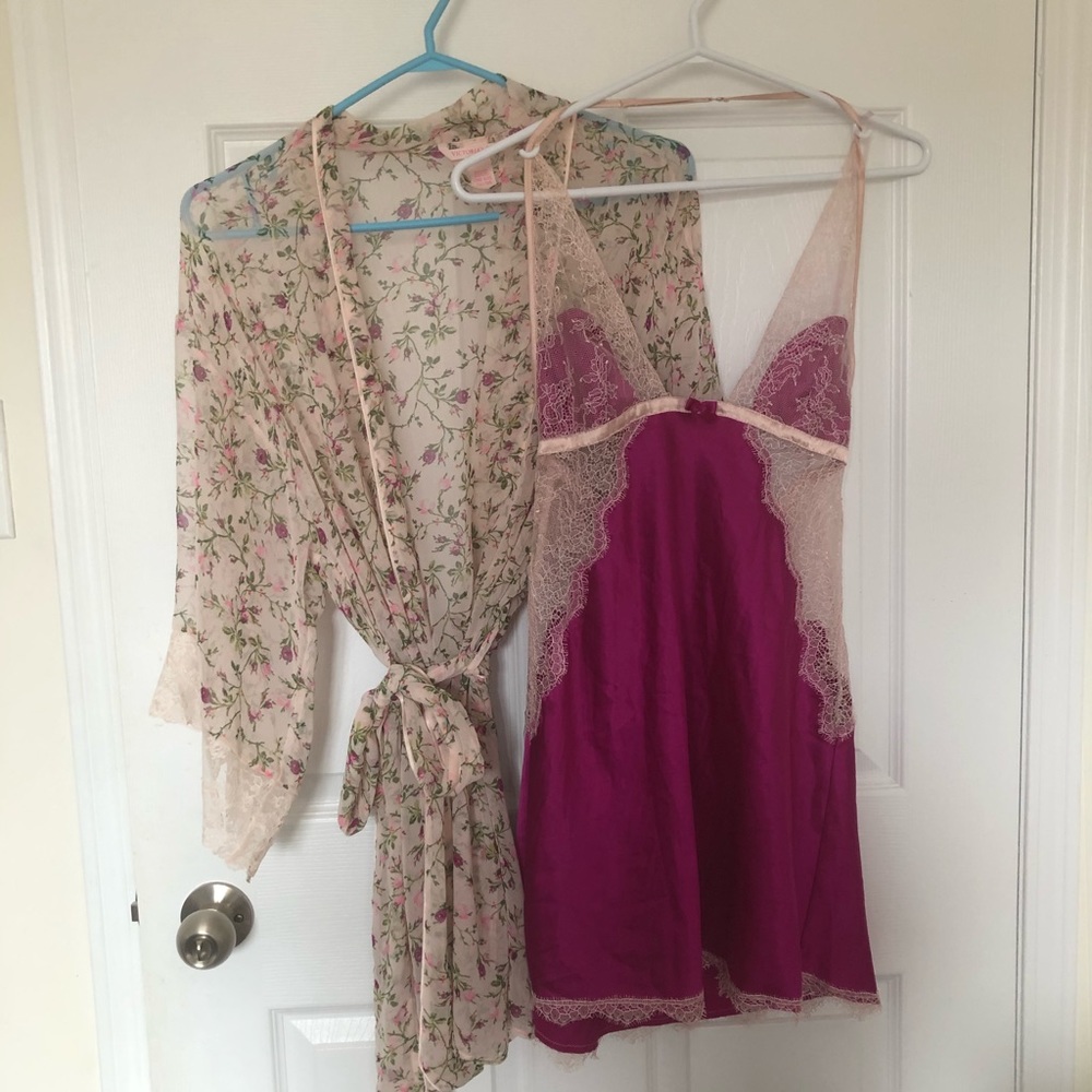 Victoria’s Secret 2piece Robe & Slip